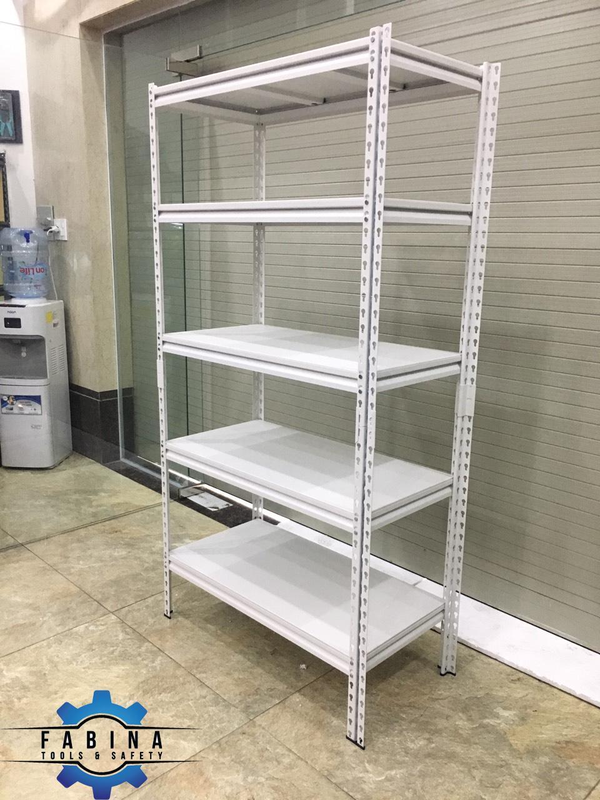 Tối ưu mọi không gian trong nhà với kệ đa năng Fabina